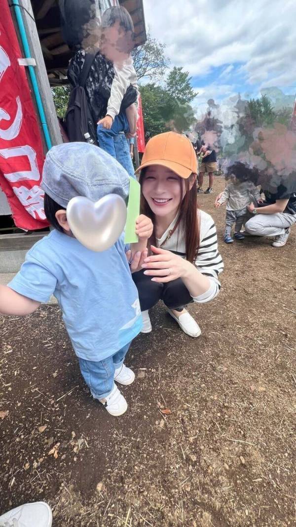 手島優さん長男の激烈イヤイヤ期に「力勝てなくなってきた」「鍛え直さないといけないな」