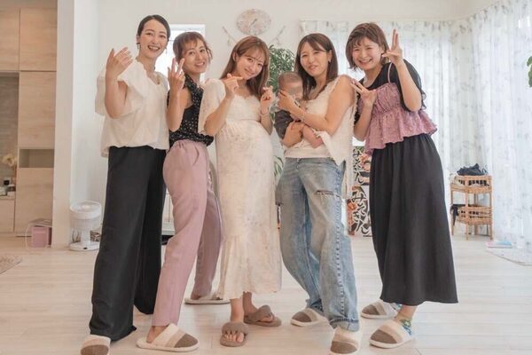 第五子妊娠の辻希美さん「もうかなり体重も増えちゃって」大きくなったお腹公開！ 真夏出産予定、マタニティコーデが可愛すぎる