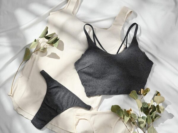 美しいバストライン、着心地、デザイン。妥協しない“身も心も解放する”AERA BLUEのブラレット