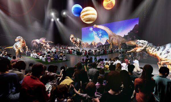 有明ガーデンが恐竜テーマパークに!? 大迫力の恐竜ライブショーや恐竜型ロボット体験など、恐竜を楽しみ尽くせる夏イベント