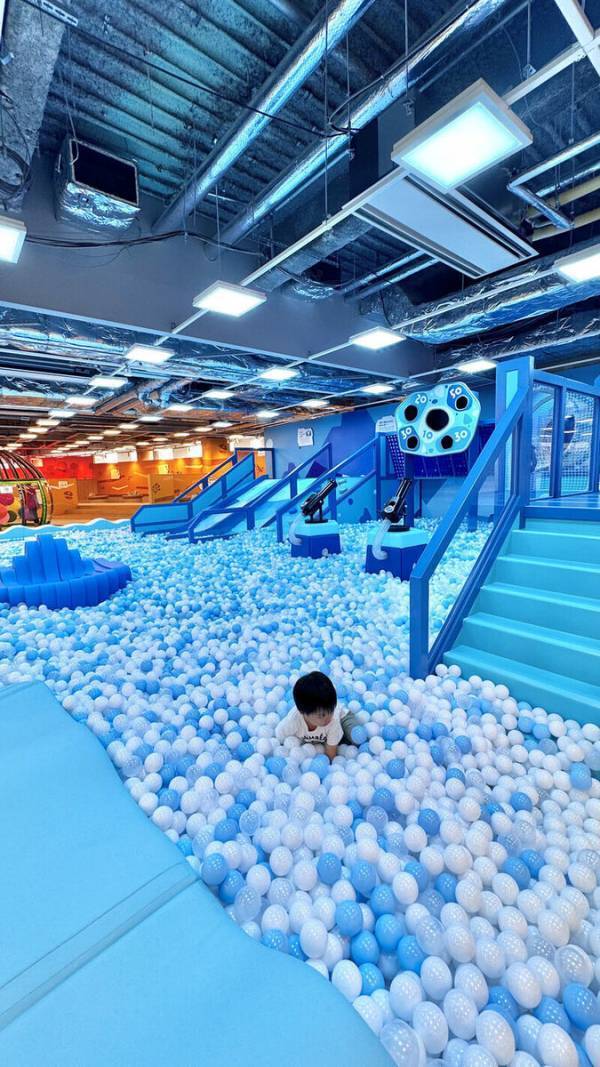 猛暑でも思いっきり子どもが遊べるユートピア！ 屋内型こどもの遊び場「ちきゅうのにわ」最大規模の港北店を遊び倒したレポ