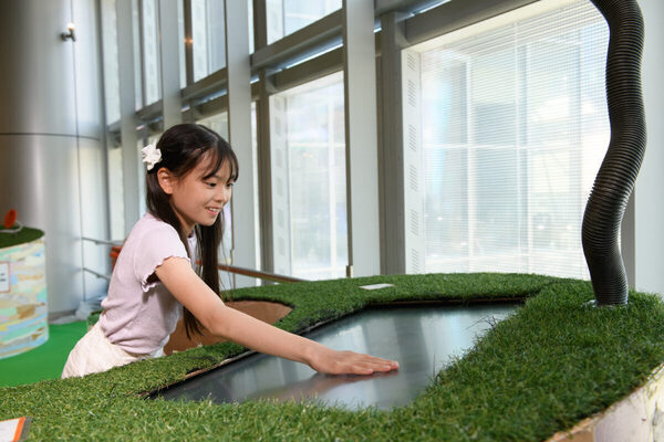 遊んで学んで大興奮！ 人気TV番組「博士ちゃん」体験型知育イベントが東京ミッドタウン八重洲で開催中