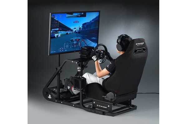 車好きキッズ必見♪富士スピードウェイでサーキットを大満喫！ 自由研究にできる体験パックも登場