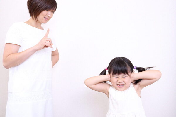 子どもの「NO」は親の存在を否定しているわけではない。親子の“境界線”を見つめ直すために知っておきたいこと