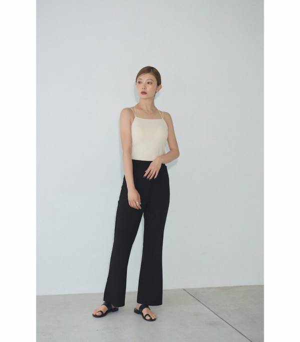 おうちも外出もOK！履くだけ補整×美脚見え！BAMBI WATERの新作“ガードル入りフレアパンツ”誕生