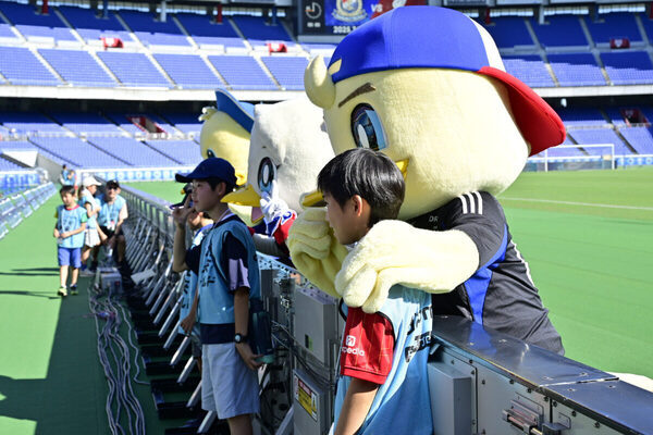 子どもたちが驚き！ 元サッカー日本代表・柿谷曜一朗さんの＜使える＞サッカー指導「ドコモ未来フィールド」特別体験イベントレポート