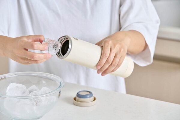 底まで丸洗いが最高！洗いやすい・乾きやすい・氷も入る！3拍子そろった“ゴリラ発想”の水筒「ゴリラの底ヂカラ」