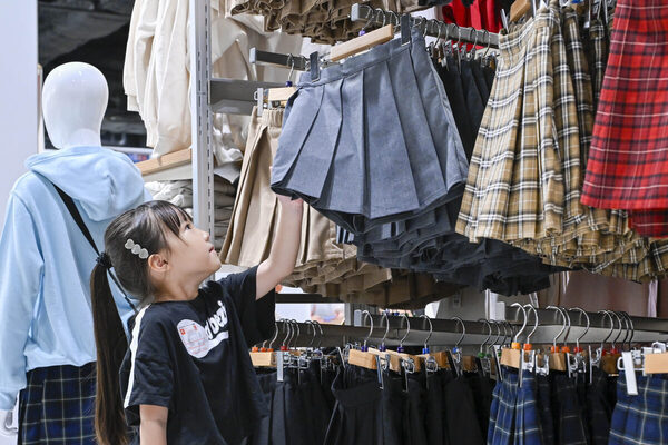 服を自分で選ぶと子どもの非認知能力が育つ！ユニクロ×てぃ先生の服育イベントに密着！