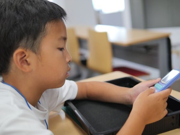 【大学がテーマパークに♡】オリンピックメダリストも登場！体験しながら学べる小学生向けフェスがすごい