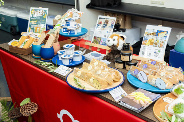 TGCから世界へ！ 甲府市×鯖江市の「ものづくりタッグ」が、魅力的な子育て支援に繋がる理由