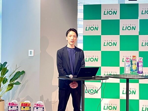 いつも通り洗うだけで、エリ汚れがこんなに落ちる！ リニューアルしたライオンの「NANOX one」の実力がスゴかった