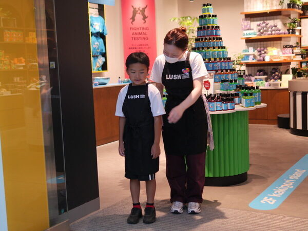 【あのバスボムが作れちゃう】ガチ本気！な「LUSH」の子ども向けお仕事体験プログラムがスゴイ