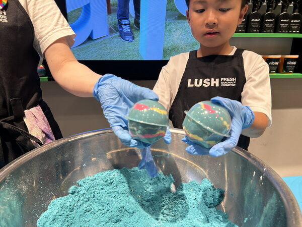 【あのバスボムが作れちゃう】ガチ本気！な「LUSH」の子ども向けお仕事体験プログラムがスゴイ