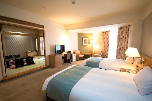 うれしいサービス！【“お昼の個室”として客室を活用】神戸ポートピアホテル、子連れランチ向け新デイユースプラン登場