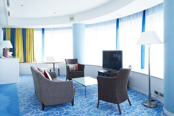 うれしいサービス！【“お昼の個室”として客室を活用】神戸ポートピアホテル、子連れランチ向け新デイユースプラン登場