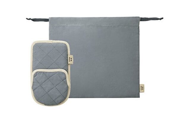 “出かける前の15秒”【新発売】BRUNO 2WAY衣類スチーマーで朝の身支度を時短