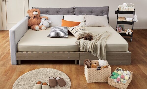 【ニトリ新作】家族で並んで眠れる“組み合わせベッド”が登場！子どもの遊び場にも◎