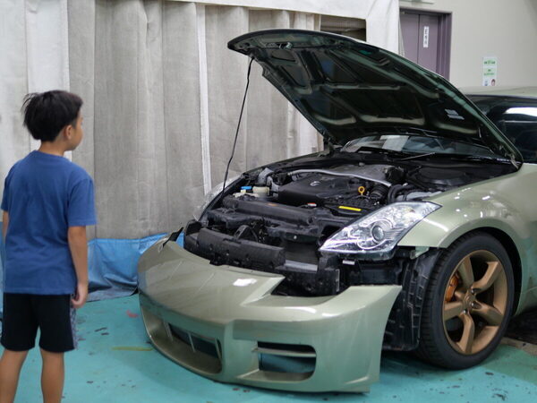 【クルマ好きにはたまらない】「小学生にここまでさせる⁉」本気すぎるエンジン分解を体験！