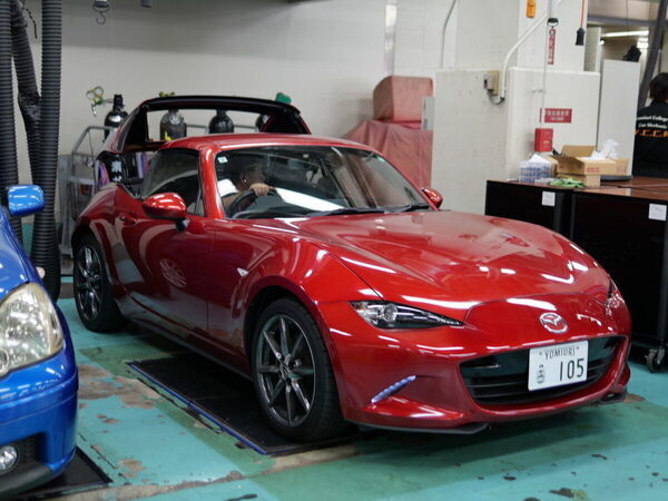 【クルマ好きにはたまらない】「小学生にここまでさせる⁉」本気すぎるエンジン分解を体験！