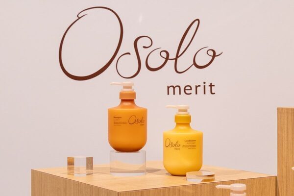 モデルの長谷川潤さんが思春期の娘と初共演！ 「『Mommy』から急に『Mom』に変わって…」切ない親心を明かす