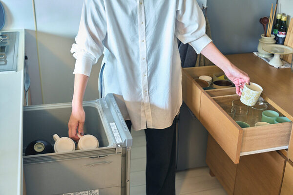 【この手があったか】「ゼロ歩収納」が5倍速家事の秘訣！ 爆速で家事を終わらせて自分時間をつくるメソッド