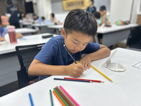 【銀座のシンボルが目の前に！】あのSEIKO時計塔で実験ができちゃう「わくわく時計教室 日時計編」