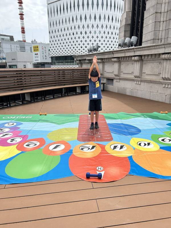 【銀座のシンボルが目の前に！】あのSEIKO時計塔で実験ができちゃう「わくわく時計教室 日時計編」