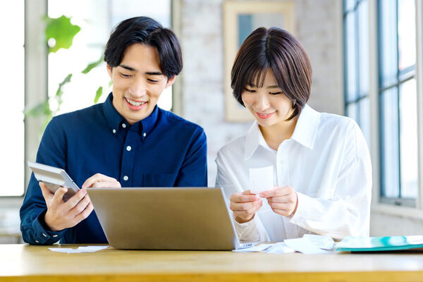 「共働きなのに夫が買い物内容に口出し」妻のモヤモヤに先輩のアドバイスが目からウロコだった！