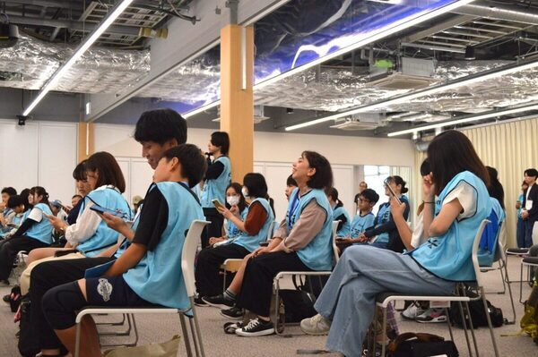 QuizKnockの須貝さん 東さんと一緒に未来の通信が体験できるドコモ未来フィールドが凄かった！