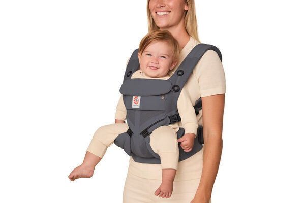 本当に必要な機能だけ！新生児から使えるエルゴベビーの新モデル「OMNI Classic」発売、予約特典も