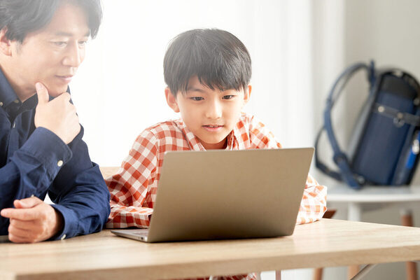 小中学生で海外留学をさせた親に聞いた、費用と留学生活のリアル。行かせてよかった？