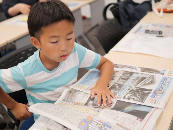 【子ども新聞の編集長にインタビュー！】発行部数No.1を誇る人気のヒミツに、小4男子が迫ってみると……