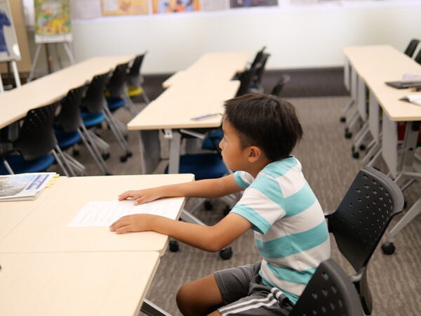 【子ども新聞の編集長にインタビュー！】発行部数No.1を誇る人気のヒミツに、小4男子が迫ってみると……