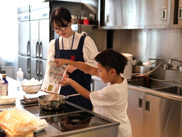 【300年を超える伝統の味】削って食べて、小4息子も思わず「うまっ！！」老舗かつお節専門店・にんべんの体験レポート