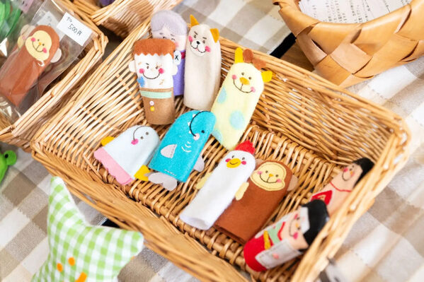 約100種類の遊びのブースが日替わりで登場！ 新宿の旧校舎で「東京おもちゃまつり」開催