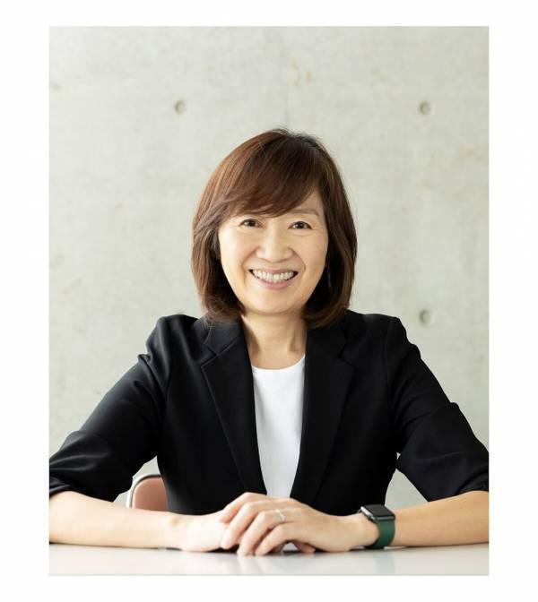 双子が現役で京大合格！母が気づいた「遊ばせ方」の力とは？“カメラマン視点の子育て”を描く体験記が出版