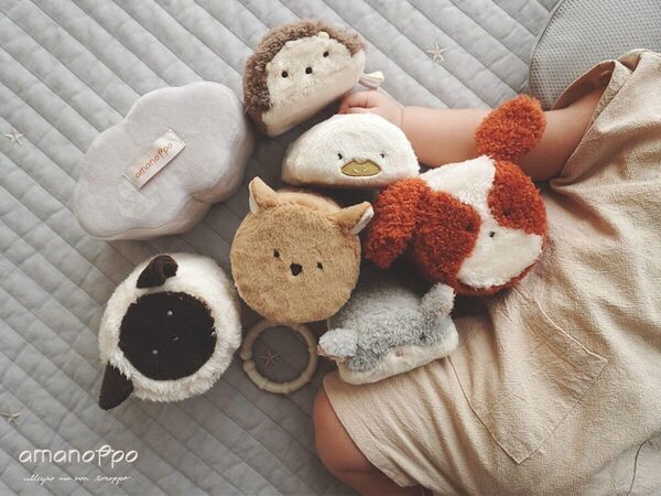 “はじめてのおともだち”に。赤ちゃんに優しい布つみき、新作『もちふわブロック ふわふわ＋』発売！森の仲間たちが仲間入り