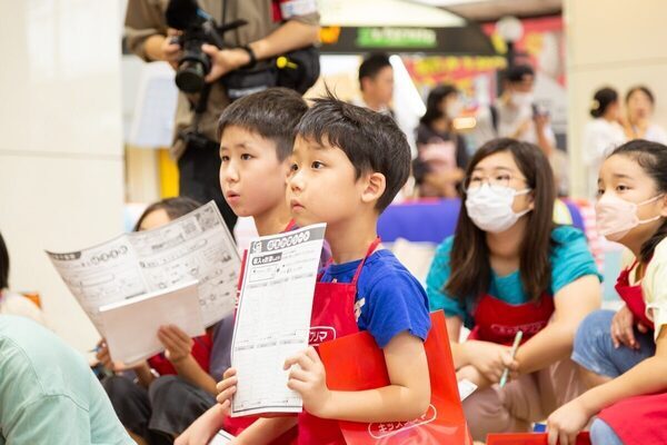 累計20万人超が参加！ 子どもだけで売り買いする「キッズフリマ」で“お金の価値”を体験するイベントが全国で開催中
