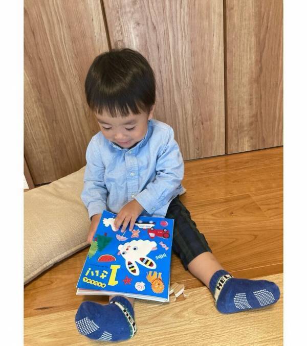 赤ちゃんが「自ら学ぶ力」を最大限に引き出す絵本！「主体的な遊び」で生まれもった知識をのばす年齢別『あそびえほん』シリーズが創刊