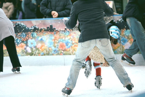 キッズタイムや親子教室もあるよ♪二子玉川ライズに冬季限定★屋外スケートリンクが今年も登場！