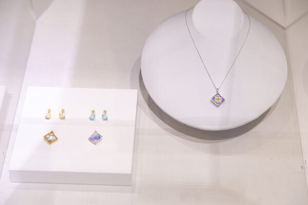 宝石の名産地で本物のジュエリーに触れる「やまなしジュエリーウィーク2025」レポ【インフルエンサーMINAMIも登場】