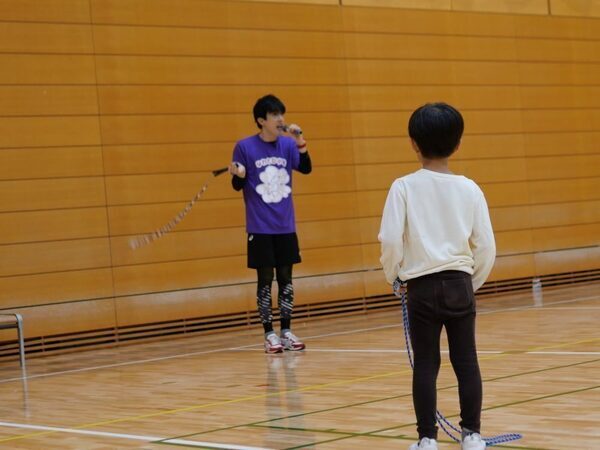 日本初のプロなわとびプレイヤーが伝授する「跳べた！」続出のヒミツ♪生山ヒジキさんの革命的レッスンに小４息子が潜入！