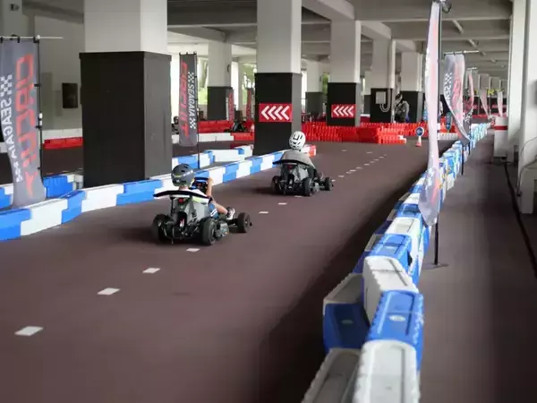 日本初！セグウェイ発の電動ゴーカートに挑戦！ 南国・宮崎の新スポット「シーガイア・サーキット」がアツイ