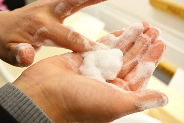 お風呂での子どもの「やってみたい！」を引き出す！ ピジョンが「魔法のあわあわボディソープ」「魔法のあわあわシャンプー」を発売