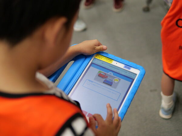 「間違えてもいい、その次が大事」現役アナウンサーの助言が刺さりまくり！小4息子が震えながら挑んだ“本気のお仕事体験”