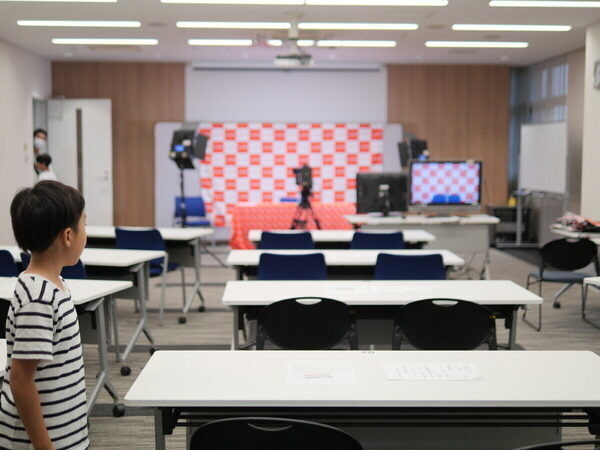 「間違えてもいい、その次が大事」現役アナウンサーの助言が刺さりまくり！小4息子が震えながら挑んだ“本気のお仕事体験”