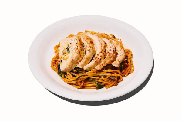 ケンタッキー初のクリスマスレストランが限定オープン！大きなパーティーバーレルがお出迎え♪