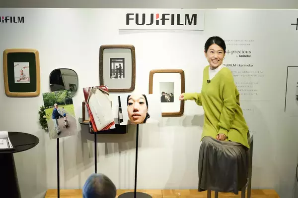 横澤夏子さん「まつげごとちぎり取った」衝撃エピソード告白！ 富士フイルム「写真と、暮らす。」展レポート