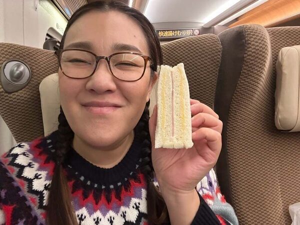 たんぽぽ白鳥さんのクリスマス準備はさすがの心遣い！ 自宅でママ友家族とクリスマスパーティー