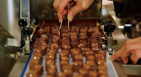 長野の魅力を再発見！　親子で楽しめる工場見学・体験スポット10選【週末のおでかけに】